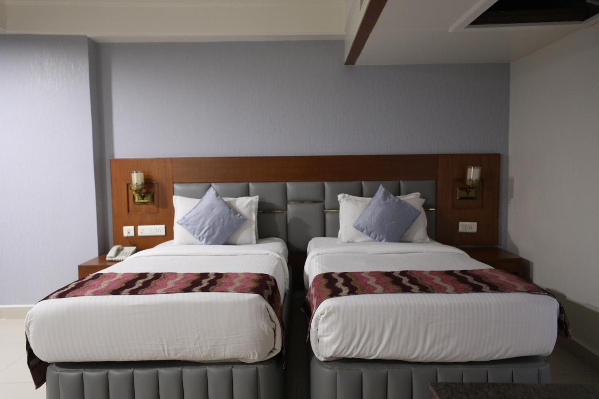 Eastin Hotels Hajdarabad Zewnętrze zdjęcie
