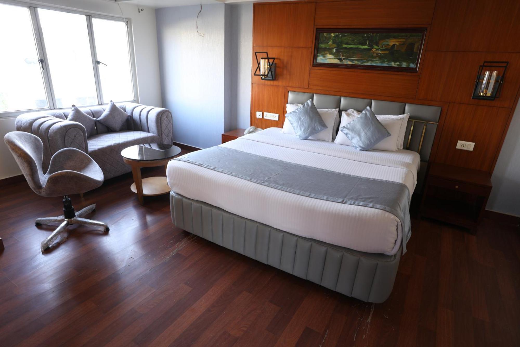Eastin Hotels Hajdarabad Zewnętrze zdjęcie