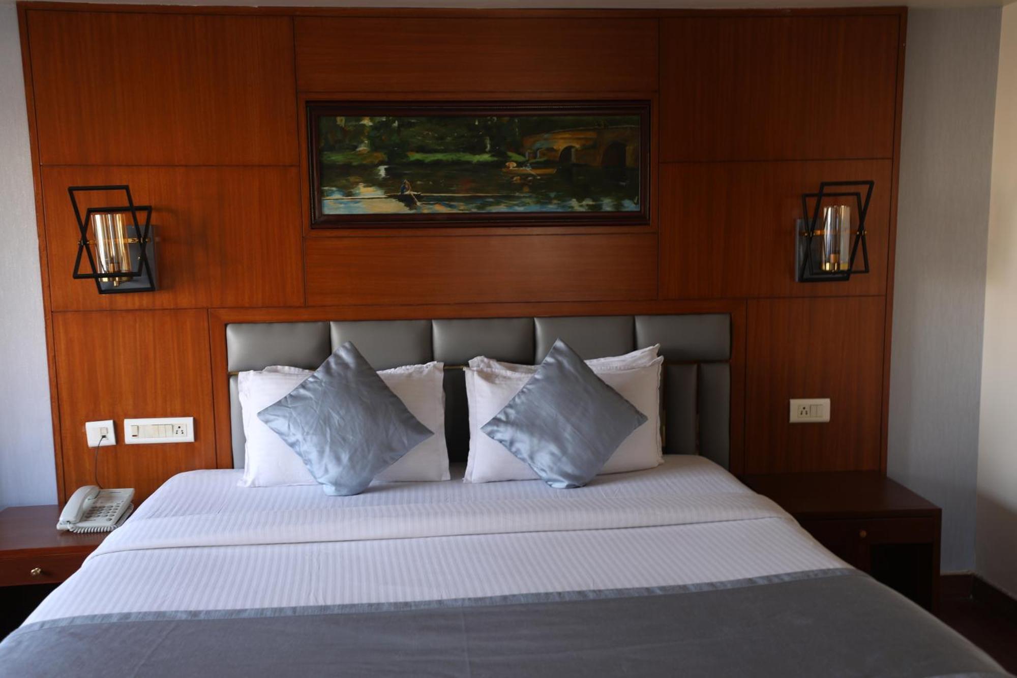 Eastin Hotels Hajdarabad Zewnętrze zdjęcie